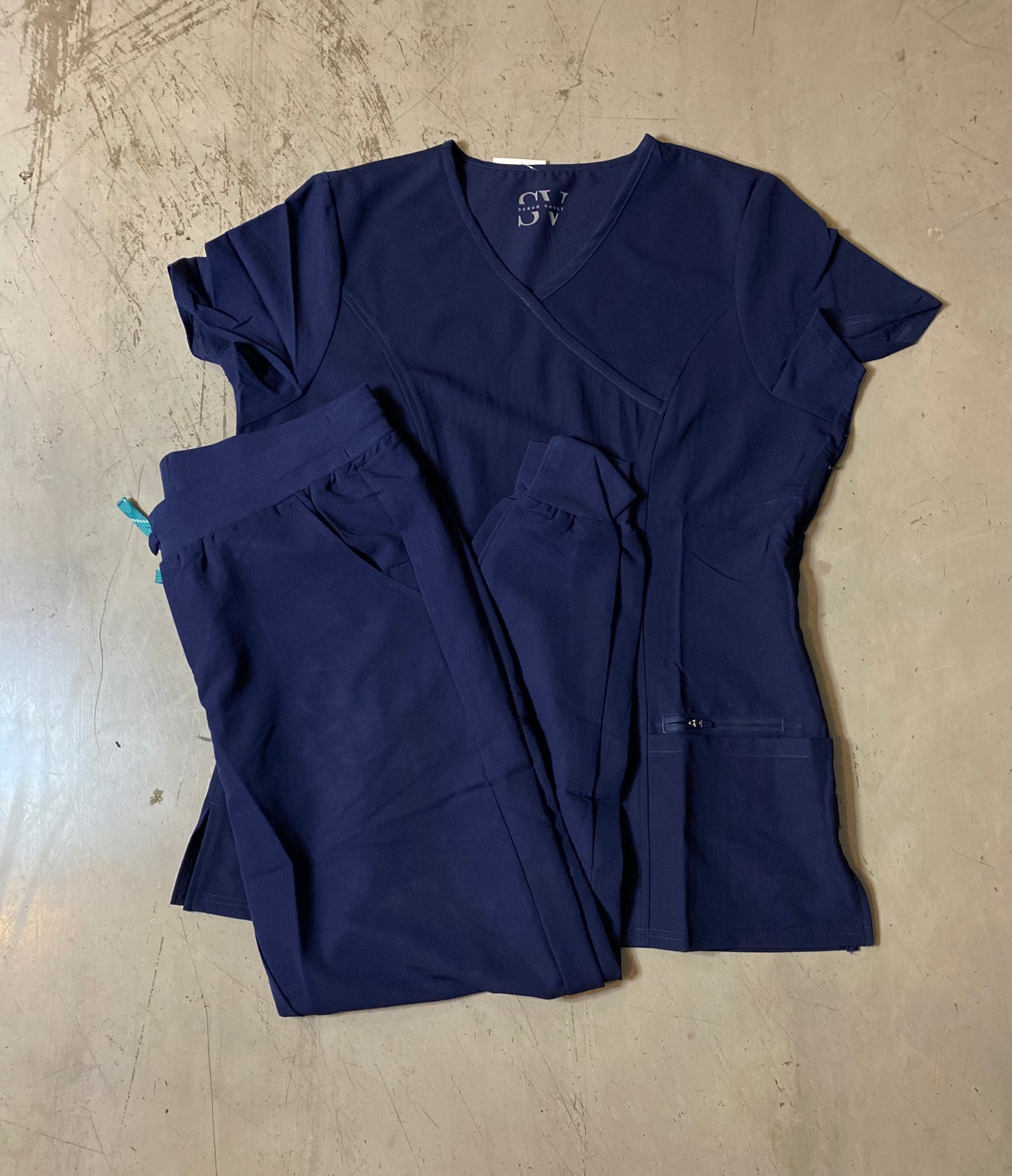 Women's Scrub Set